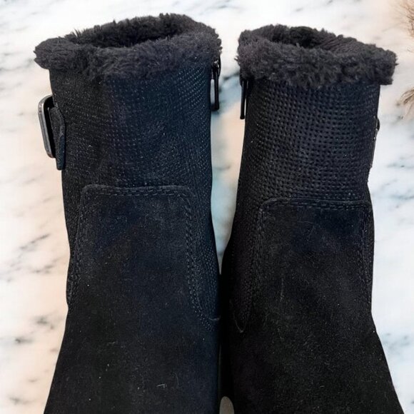 BareTraps Fairlee Black Ankle Zip Suede Leather Boots Size 7.5M Faux Fur Lined - Picture 12 of 13